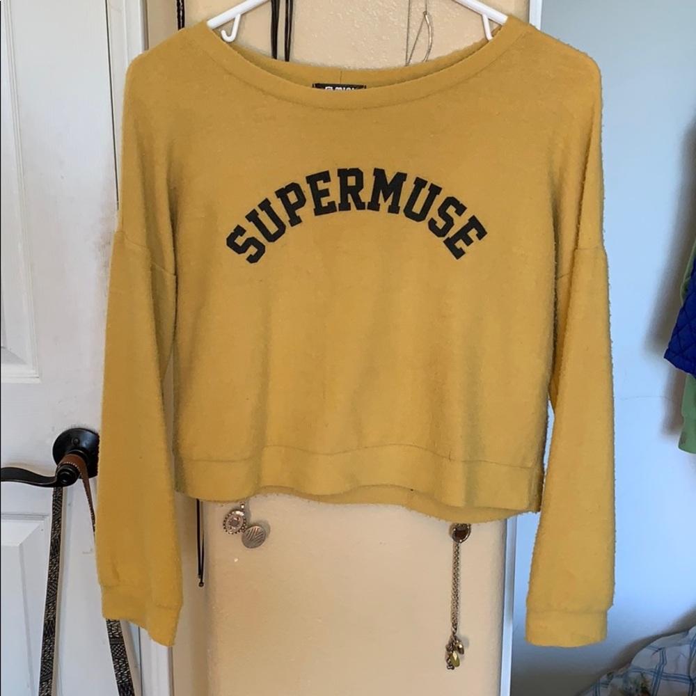 soft cropped long sleeve